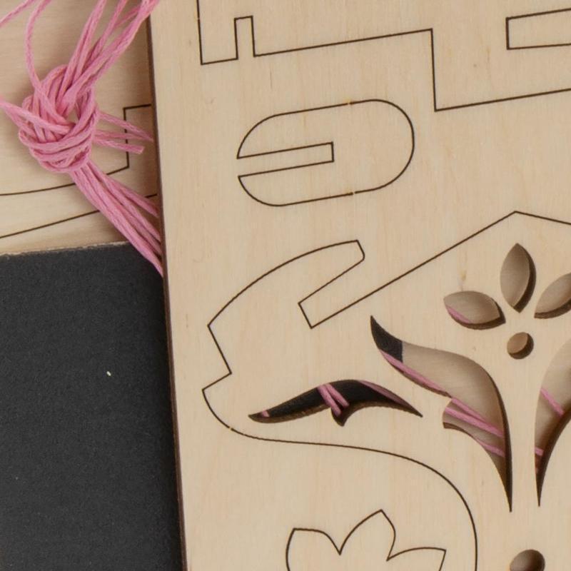 Конструктор деревянный Lori &quot;Кормушка для птиц. Цветочная полянка&quot;, 13 деталей (Фн-018), 13шт.