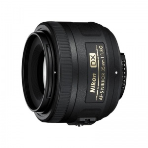 Объектив Nikon AF-S DX Nikkor 35mm f/1.8G, байонет Nikon F, черный (JAA132DA)