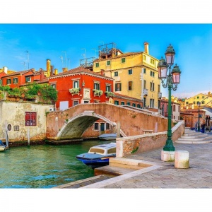 Холст на подрамнике Рыжий кот Уютный венецианский канал, 22x30см