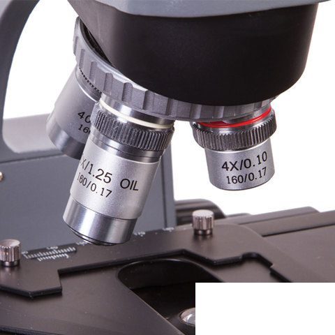 Микроскоп лабораторный Levenhuk 700M, 40-2000 кратный, монокулярный, 4 объектива (69655)