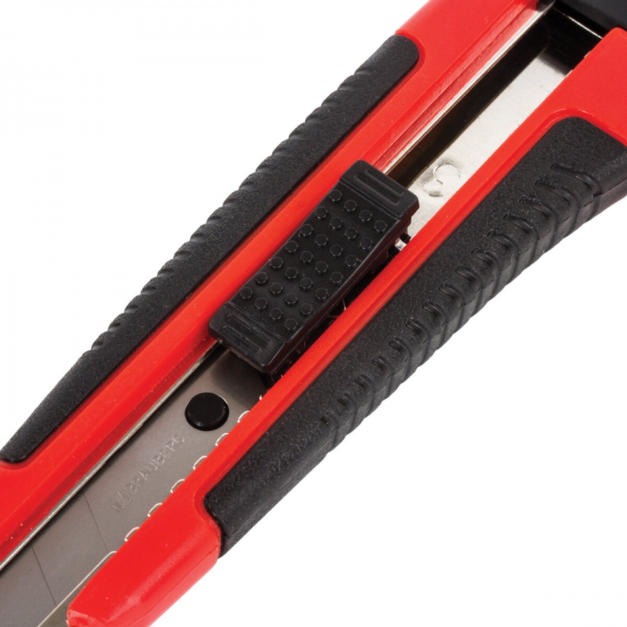 Нож канцелярский 18мм Brauberg Universal, 3 лезвия в комплекте, автофиксатор, черно-красный (271351)
