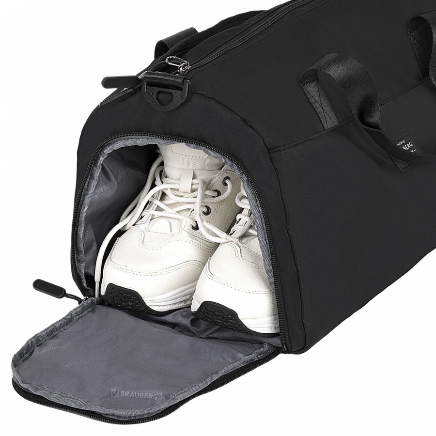 Сумка спортивная Brauberg Move PLUS с отделениями для обуви и мокрых вещей, черная, 45x21x20см (271690)