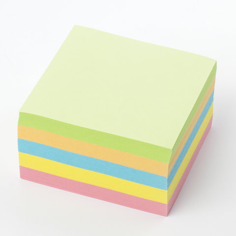 Блок-кубик для записей Brauberg, 90x90x50мм, непроклеенный, цветной (122339)
