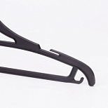 Вешалка-плечики пластиковая с перекладиной, размер 46-48, черный, 3шт. (605527), 64 уп.